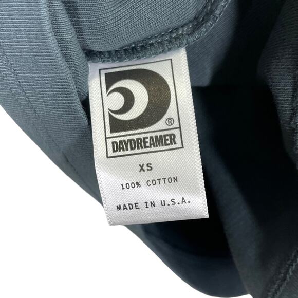 Daydreamer Love Stings Shrunken Tee XS Black Scorpion Graphic Retro Boho New - Picture 6 of 6